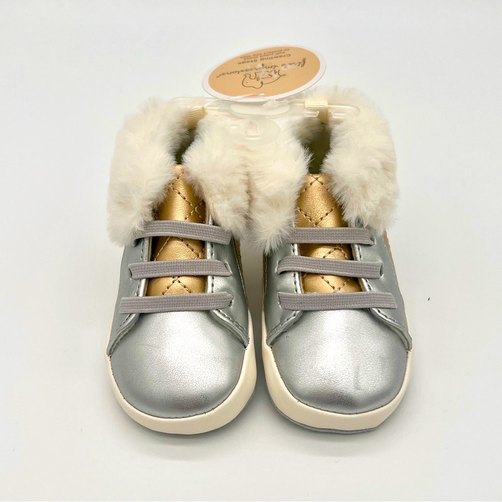 NWT 🥀 First Impressions Adorable Baby Shoes